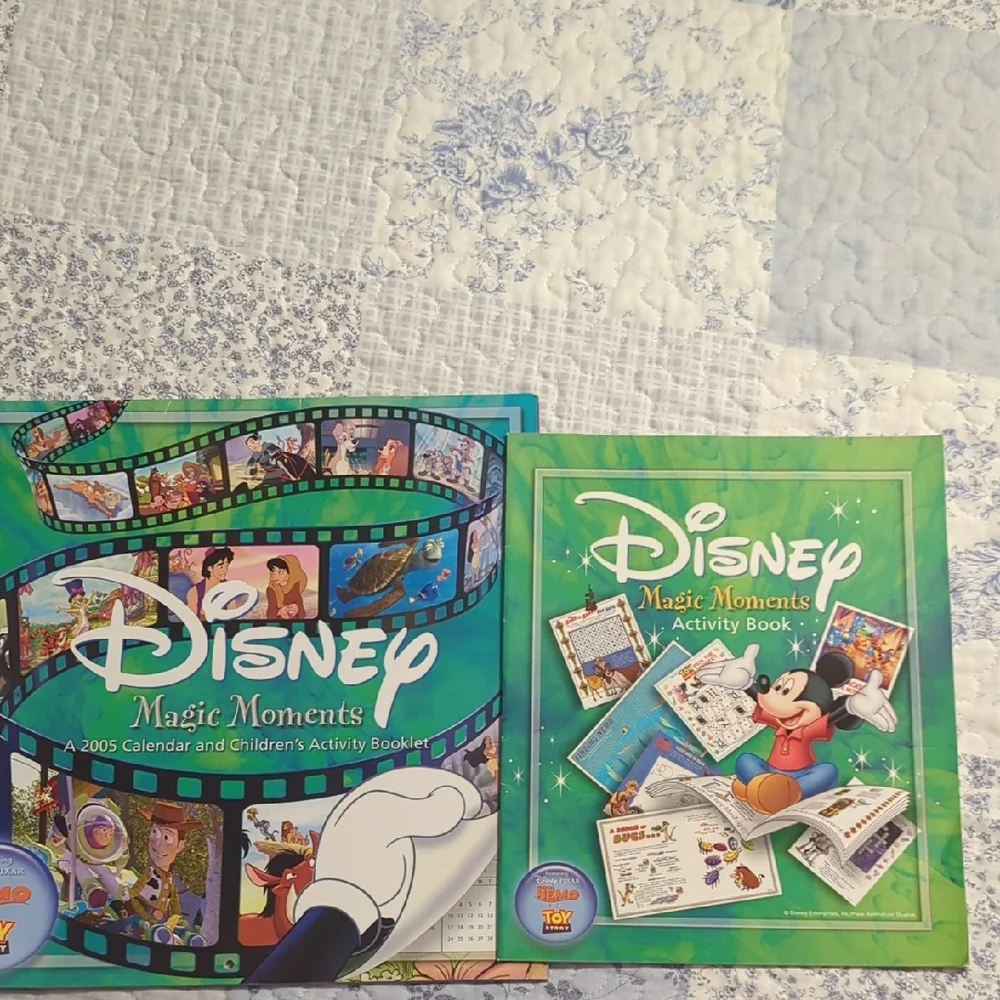 Disney Magic Moments 2005 Calendar And Activity Book